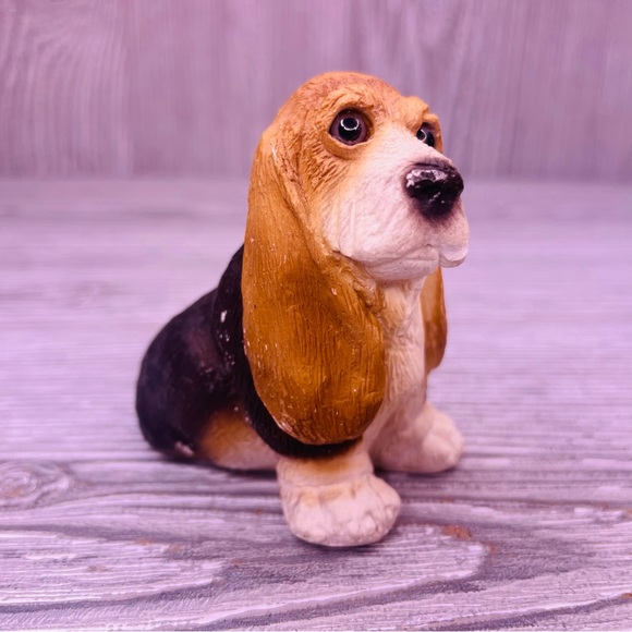 Bundle of 9 basset hound figurines sculptures and trivet tile decorations dog - Picture 16 of 16